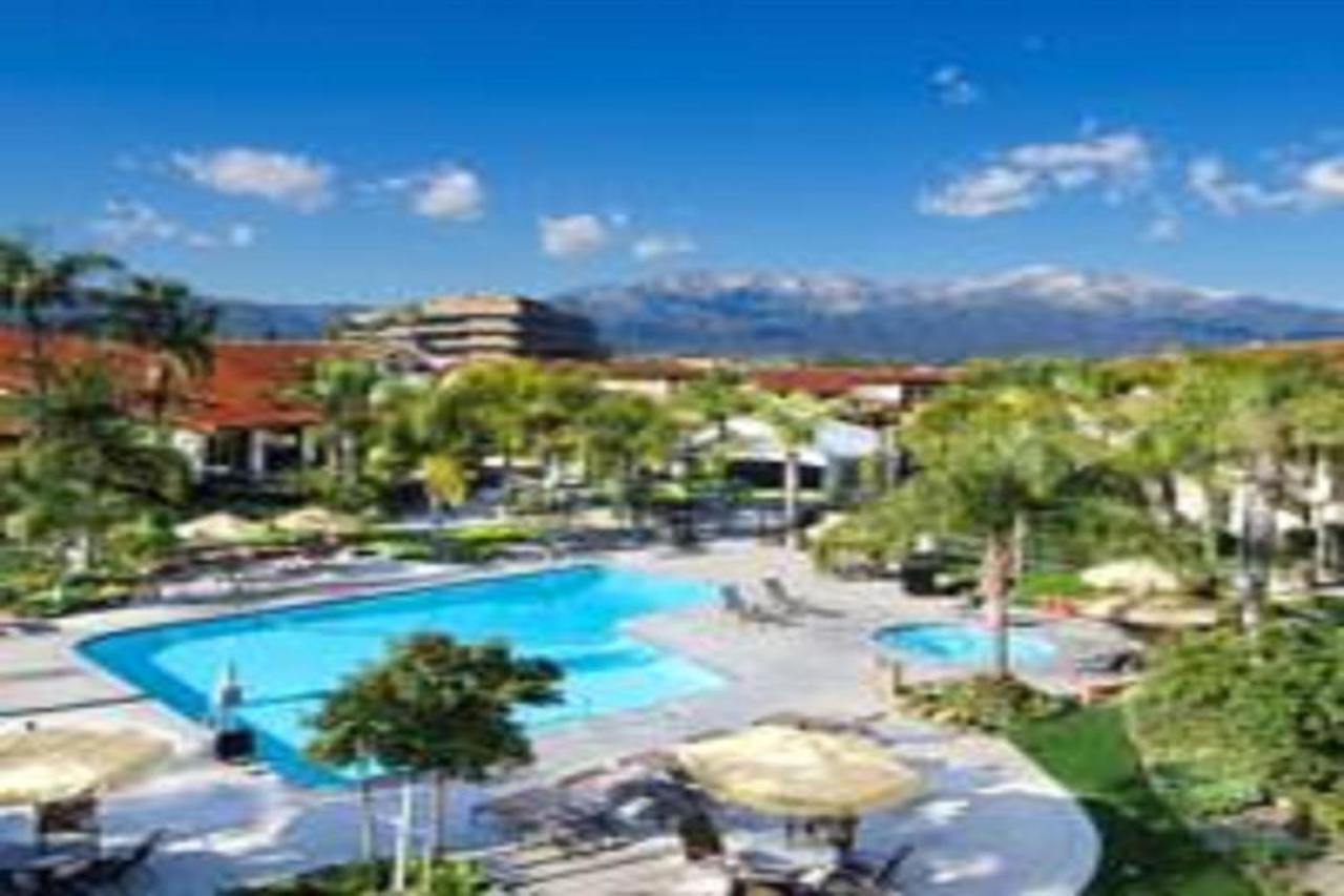 Hotel Doubletree By Hilton Ontario Airport Esterno foto