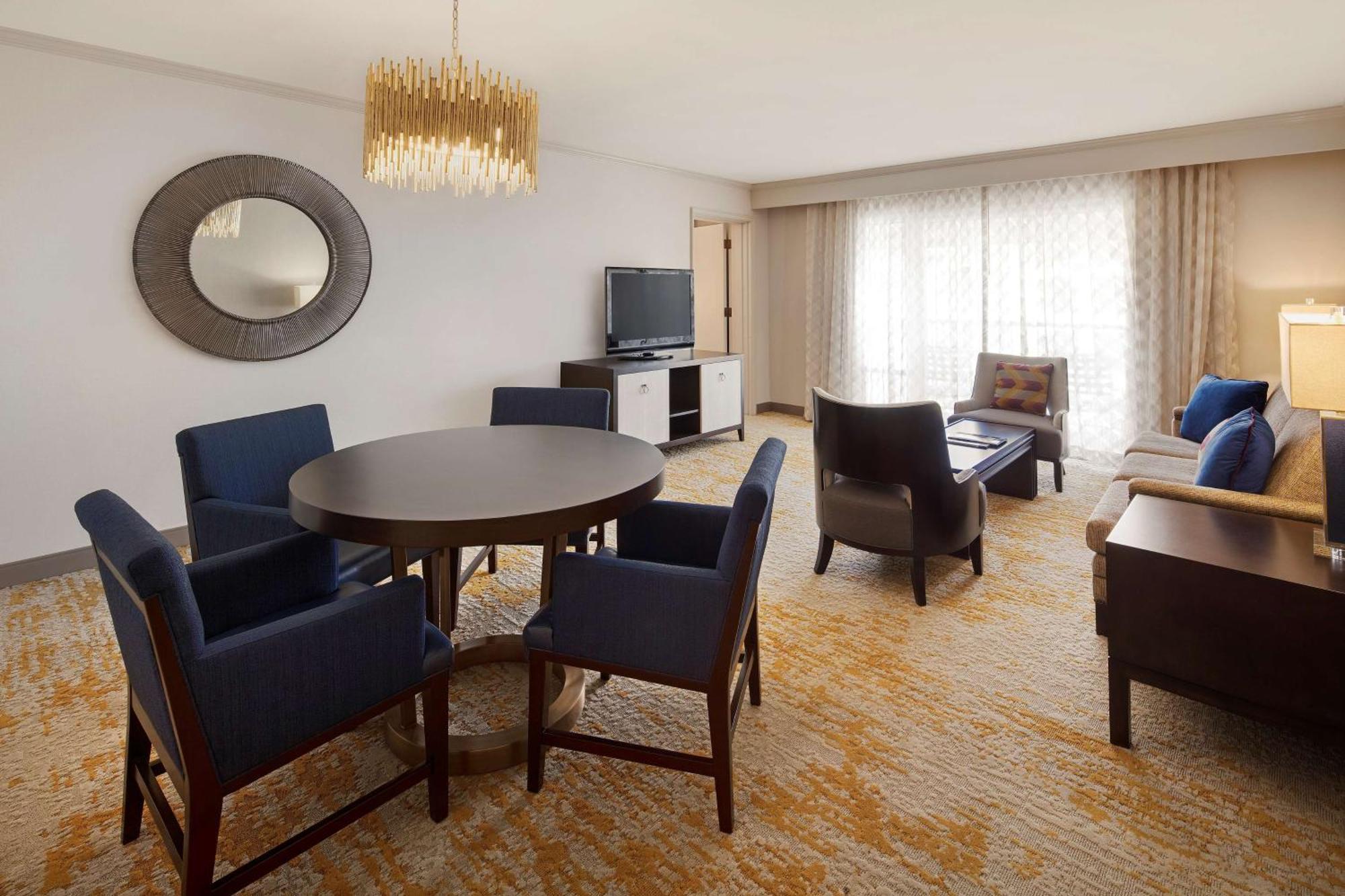 Hotel Doubletree By Hilton Ontario Airport Esterno foto